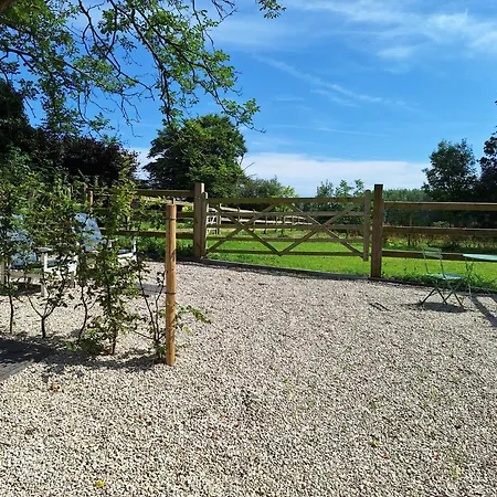 The Slow Garden Bed & Breakfast Ollignies